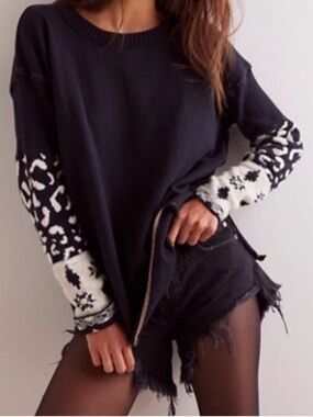 FREE PEOPLE We The Free Tiger Style Cuff Tee Oversized Animal Print Size XS